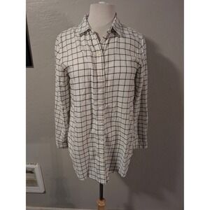 Banana Republic womens boyfriend‎ fit button down sz M